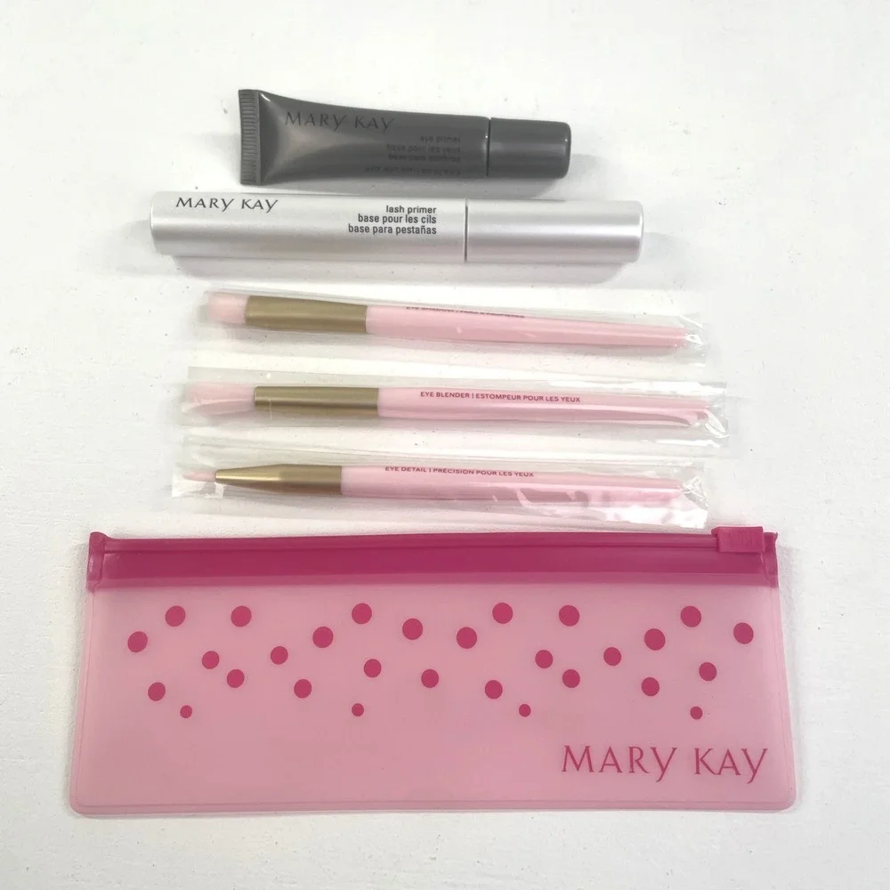 Mary Kay 3 Piece Makeup Mini Essential Brush Set Bag & Eye Primer & Lash Primer